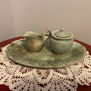 3 piece pottery set.